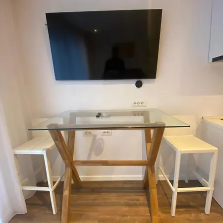 Ana Apartment *